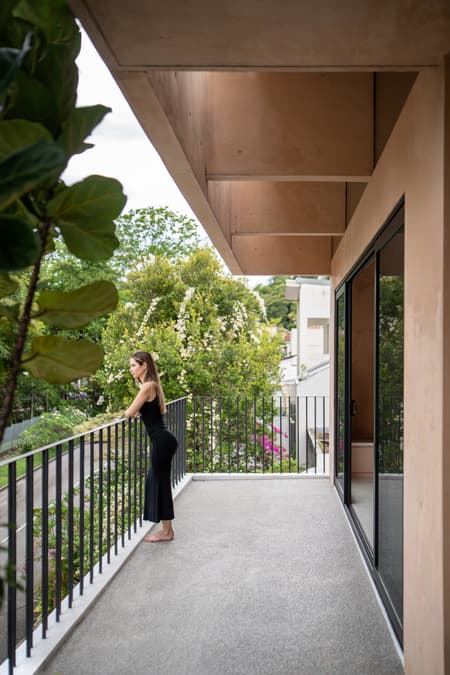 Armoua House